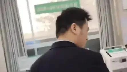 ！暂停工作全职处理漏水等更多细节！爱游戏app网站农行“高管”道歉了(图8)