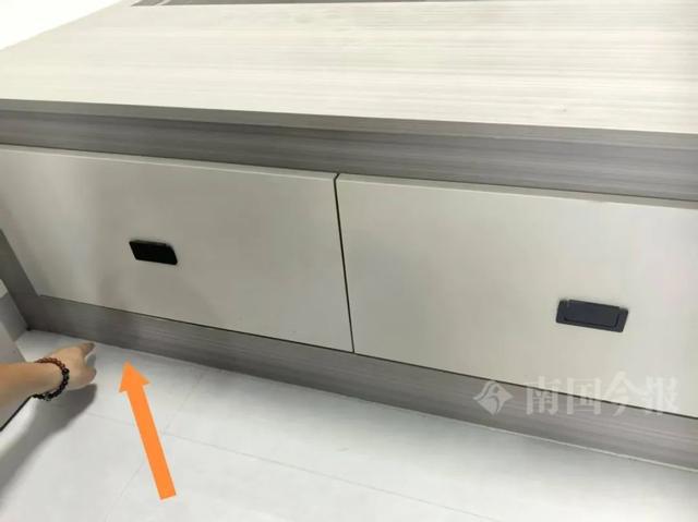 水浸泡！业主崩溃：全屋都是无法接受ayx爱游戏体育网页版入口婚房被粪(图8)